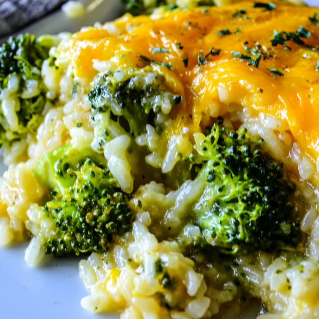 Broccoli Cheese Rice Casserole: A Creamy, Cheesy Comfort Food Classic