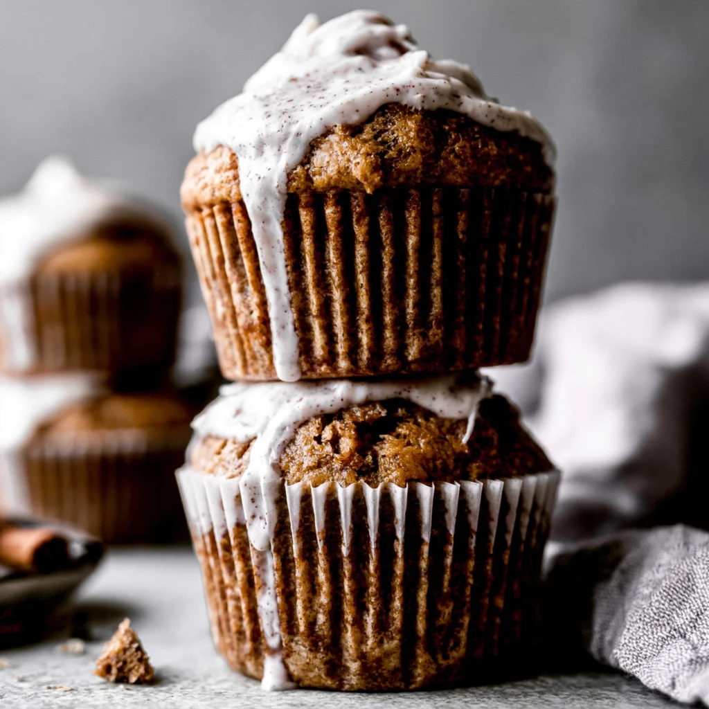 Vanilla Bean Gingerbread Muffins Recipe (Warm and Cozy!)